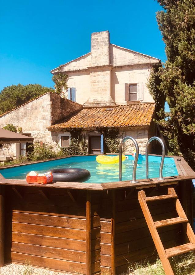 Le Mas Blanc Saint-Gilles (Gard) Exterior foto